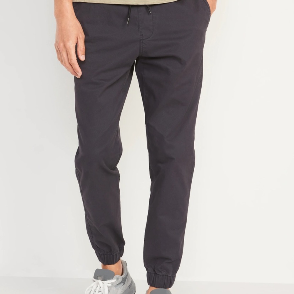 Old Navy Men’s Built In Flex Modern Jogger